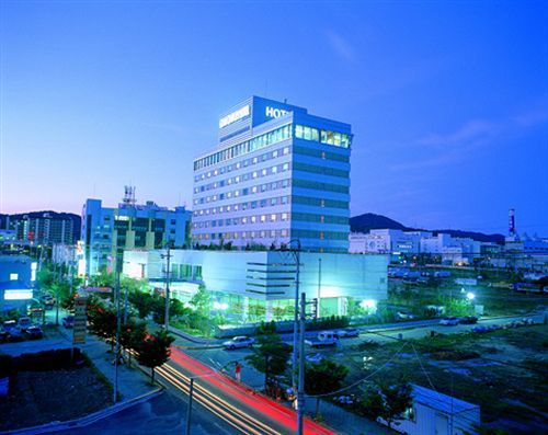 Gumi Century Hotel Εξωτερικό φωτογραφία